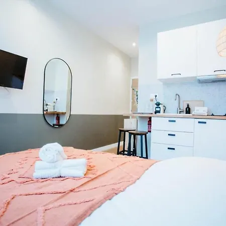 Апартаменты Cosy Next To Paris *